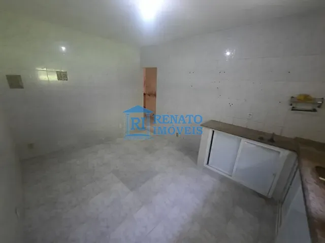 Casa 2 quartos e 3 banheiros, para alugar, no bairro Araçatiba em Maricá