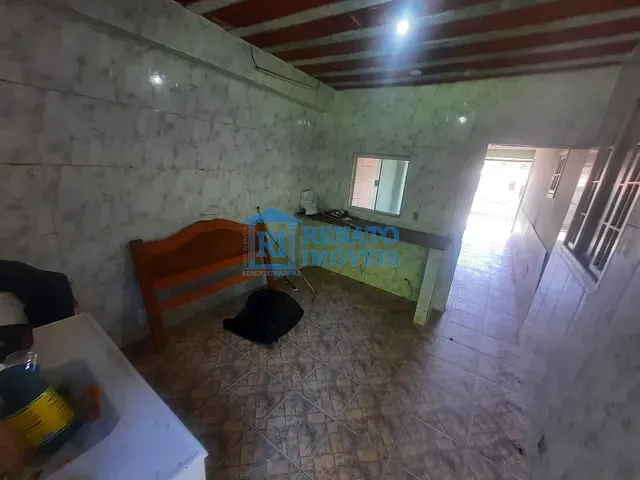 Casa 2 quartos e 3 banheiros, para alugar, no bairro Araçatiba em Maricá