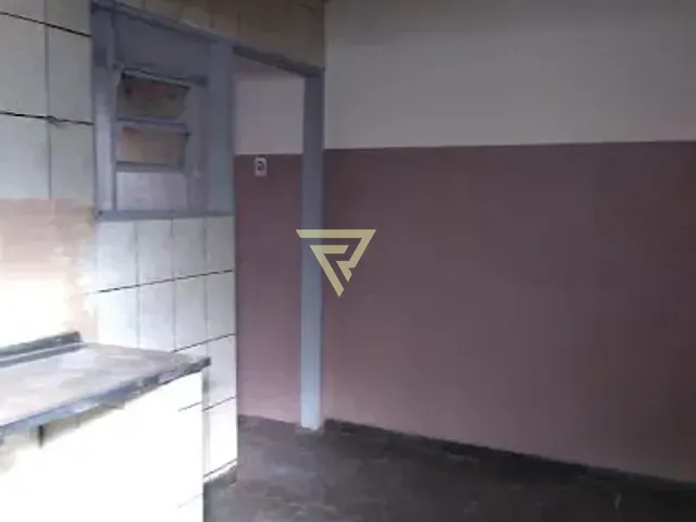 Casa com 200m² 2 quartos e 1 banheiro, à venda, no bairro Antônio Marincek em Ribeirão Preto
