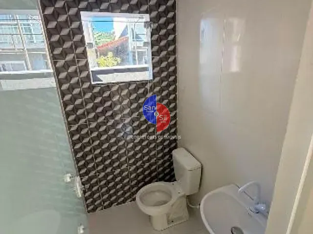 Casa 2 quartos e 2 banheiros, à venda, no bairro Praia do Imperador (Guia de Pacobaíba) em Magé
