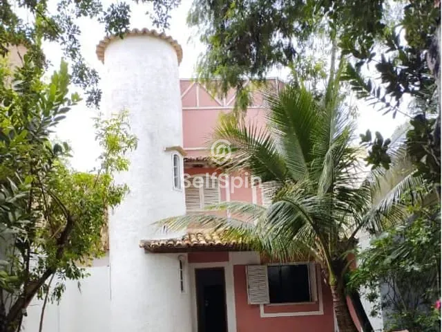 Casa 4 quartos e 4 banheiros, para alugar, no bairro Piratininga em Niterói