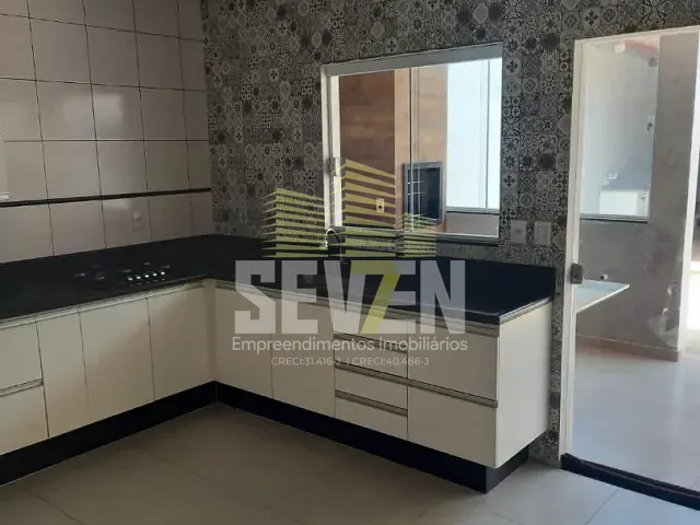 Casa com 198m² 3 quartos e 2 banheiros, à venda, no bairro Parque Val de Palmas em Bauru