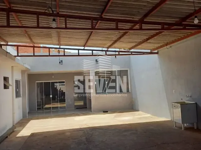 Casa com 198m² 3 quartos e 2 banheiros, à venda, no bairro Parque Val de Palmas em Bauru