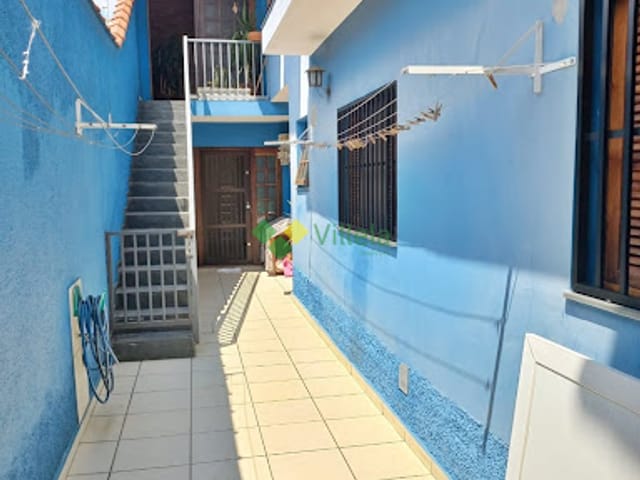 Casa à venda, no bairro Vila Rea em Poá