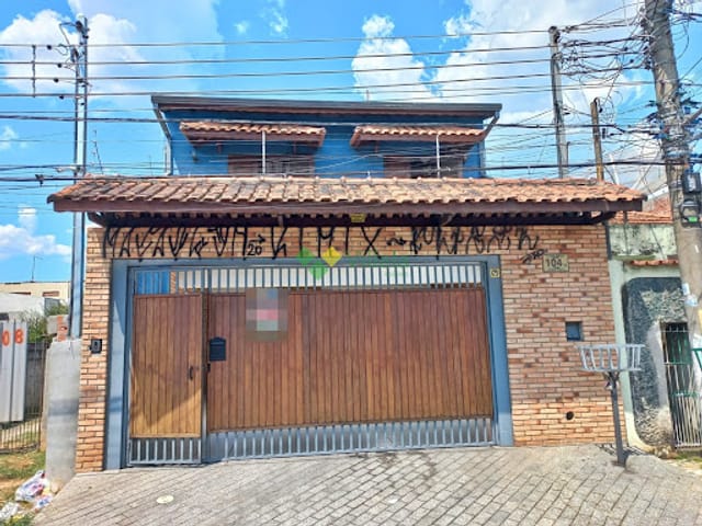 Casa à venda, no bairro Vila Rea em Poá