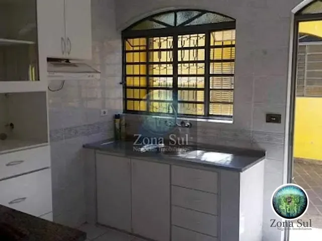 Casa com 205m² 2 quartos e 2 banheiros, à venda, no bairro Central Parque Sorocaba em Sorocaba