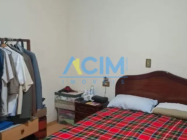 Casa com 300m² 3 quartos e 2 banheiros, à venda, no bairro Cruzeiro do Sul em Jaguariúna