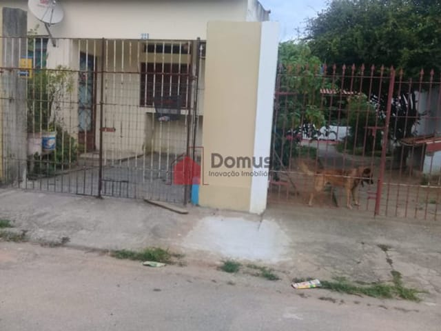 Casa com 300m², à venda, no bairro Parque das Nações em Pindamonhangaba