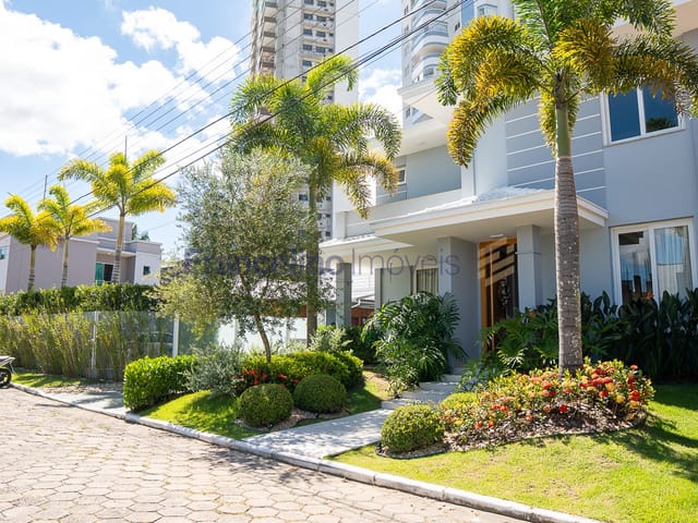 Casa 3 quartos e 2 banheiros, à venda, no bairro Dom Bosco em Itajaí
