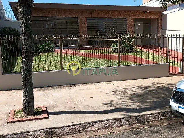 Casa com 600m² 4 quartos e 3 banheiros, à venda, no bairro Jardim Shangri-la A em Londrina