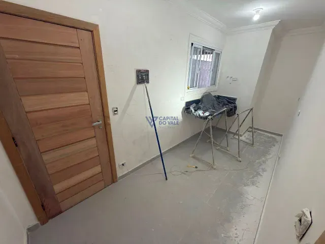 Casa com 250m² 3 quartos e 3 banheiros, para alugar, no bairro Jardim Satélite em São José dos Campos