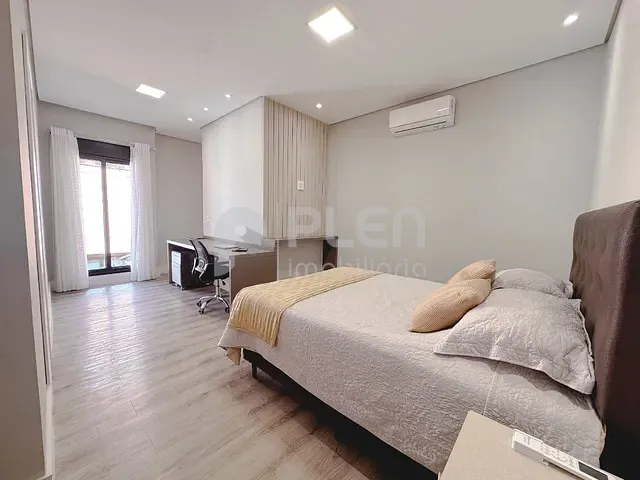 Casa com 631m² 5 quartos e 8 banheiros, à venda, no bairro Alphaville Residencial Um em Barueri