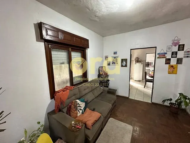 Casa com 180m² 3 quartos e 1 banheiro, à venda, no bairro Fragata em Pelotas