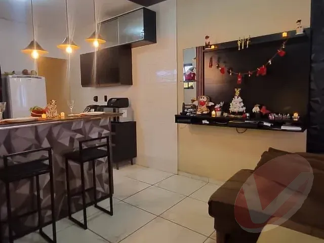 Casa com 125m² 2 quartos e 1 banheiro, à venda, no bairro Maracanã em Praia Grande