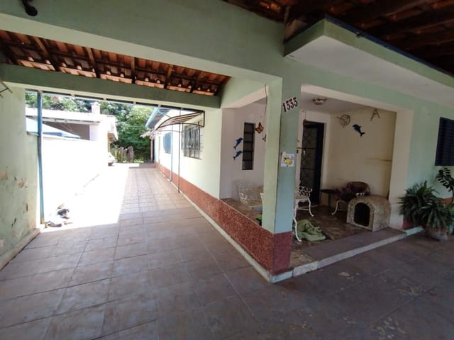 Casa com 600m² 2 quartos e 1 banheiro, à venda, no bairro Centro em Casa Branca