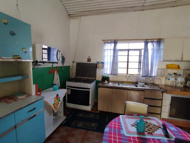 Casa com 600m² 2 quartos e 1 banheiro, à venda, no bairro Centro em Casa Branca