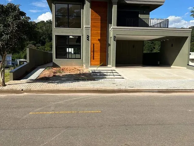 Casa com 525m² 4 quartos e 5 banheiros, à venda, no bairro Loteamento Granville Atibaia em Atibaia