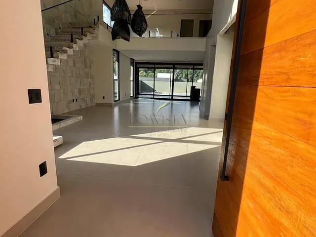 Casa com 525m² 4 quartos e 5 banheiros, à venda, no bairro Loteamento Granville Atibaia em Atibaia