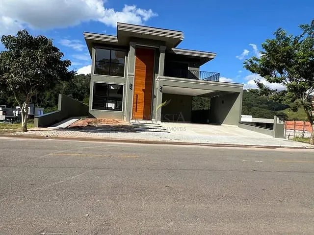 Casa com 525m² 4 quartos e 5 banheiros, à venda, no bairro Loteamento Granville Atibaia em Atibaia