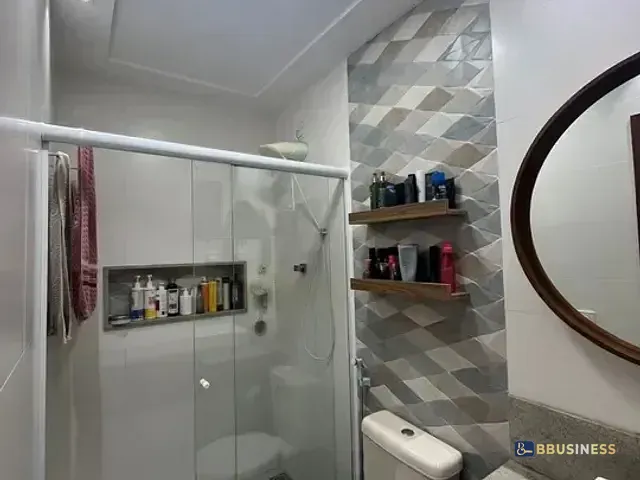 Casa com 300m² 3 quartos e 3 banheiros, à venda, no bairro Parque Jóquei Club em Campos dos Goytacazes