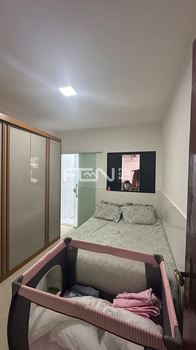 Casa à venda com 2 quartos, 75m² - Foto 15