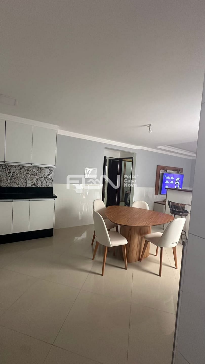 Casa à venda com 2 quartos, 75m² - Foto 5