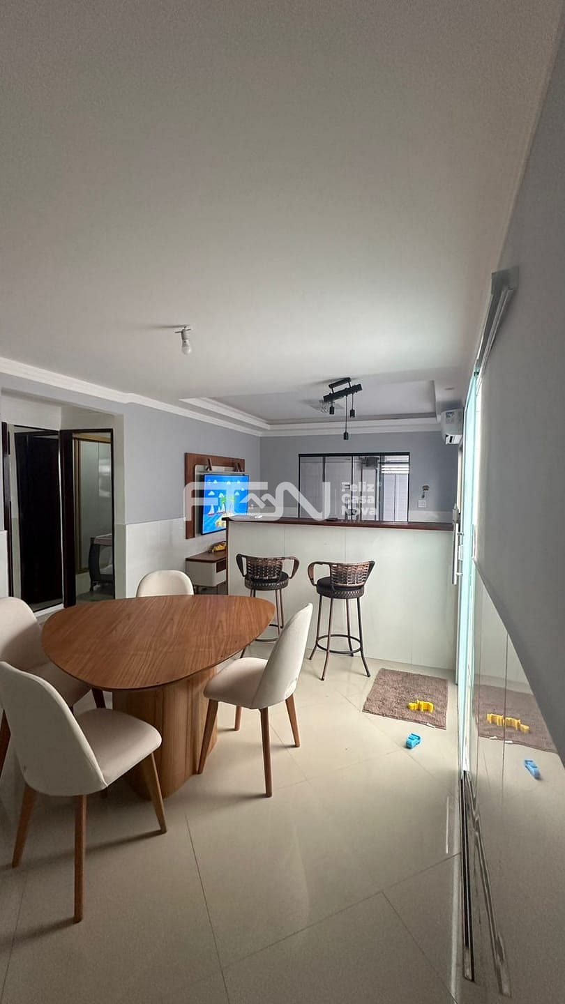 Casa à venda com 2 quartos, 75m² - Foto 3