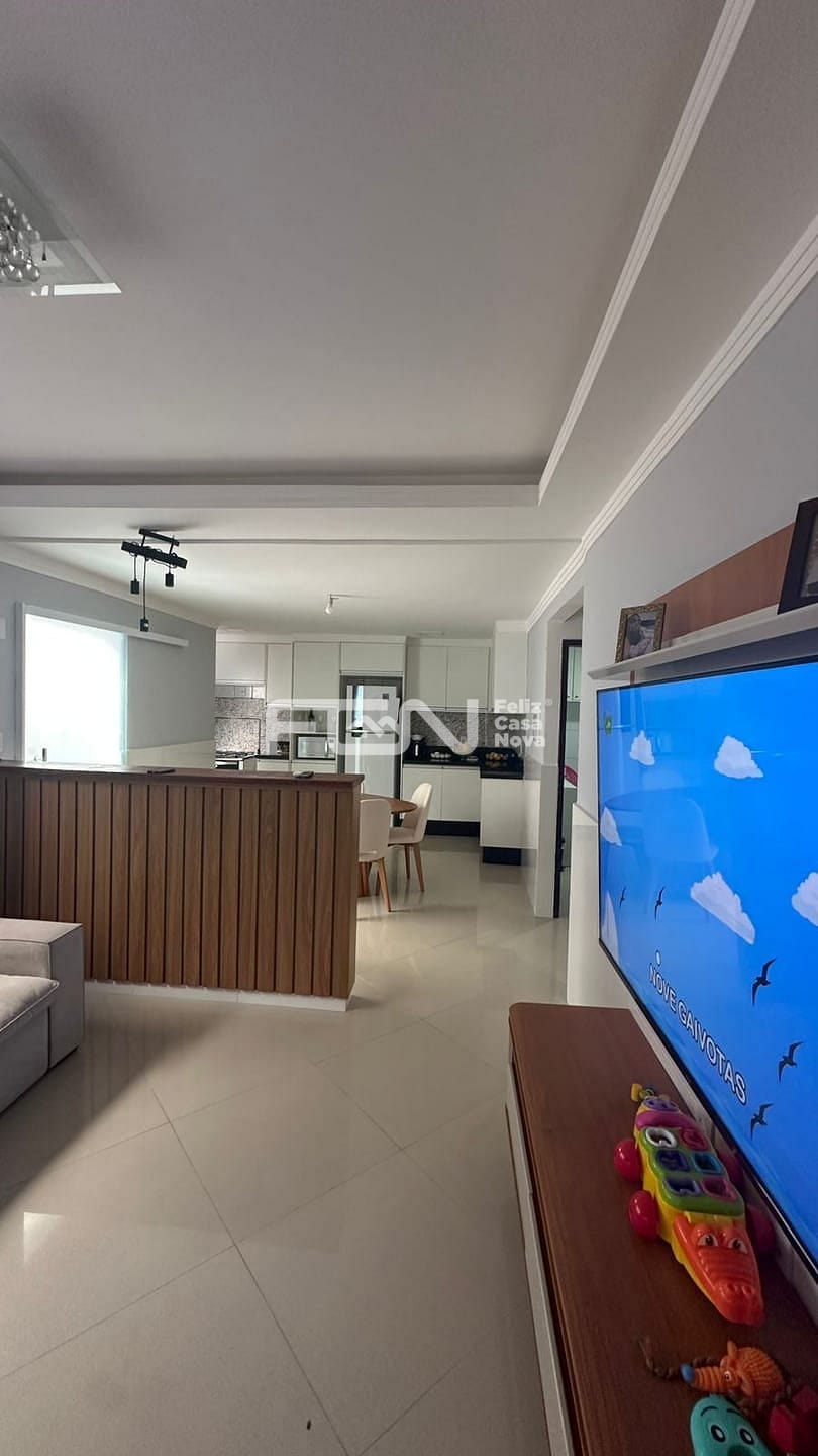 Casa à venda com 2 quartos, 75m² - Foto 6