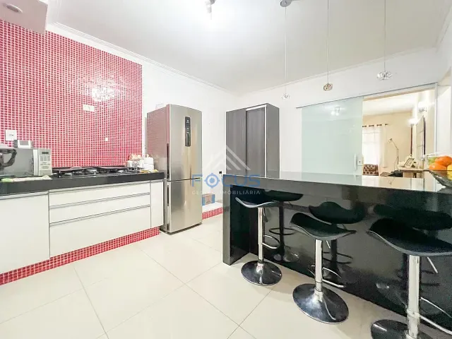 Casa com 218m² 3 quartos e 3 banheiros, à venda, no bairro Jardim Liberdade em Jundiaí