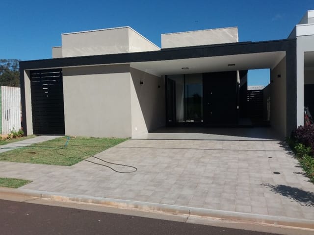 Casa com 309m² 3 quartos e 3 banheiros, à venda, no bairro Jardim Pinheiros em Birigüi