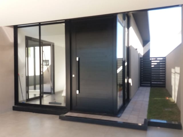 Casa com 309m² 3 quartos e 3 banheiros, à venda, no bairro Jardim Pinheiros em Birigüi