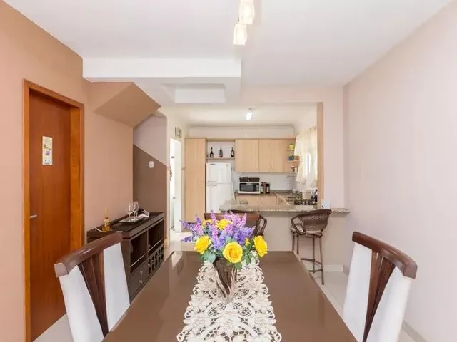Casa com 492m² 4 quartos e 3 banheiros, à venda, no bairro Santa Felicidade em Curitiba