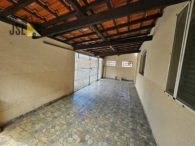 Casa com 175m² 3 quartos e 2 banheiros, à venda, no bairro Vila Santa Izabel em Caçapava