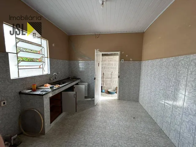 Casa com 175m² 3 quartos e 2 banheiros, à venda, no bairro Vila Santa Izabel em Caçapava