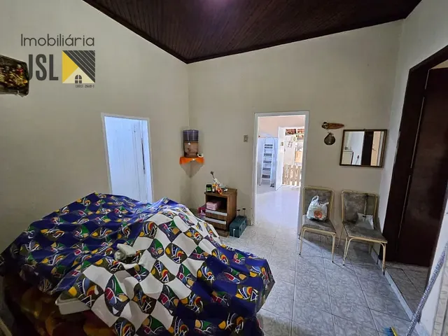 Casa com 175m² 3 quartos e 2 banheiros, à venda, no bairro Vila Santa Izabel em Caçapava