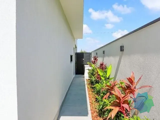 Casa com 309m² 3 quartos e 3 banheiros, à venda, no bairro Condomínio Lagos D'Icaraí em Salto