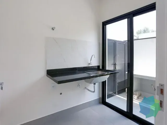 Casa com 309m² 3 quartos e 3 banheiros, à venda, no bairro Condomínio Lagos D'Icaraí em Salto