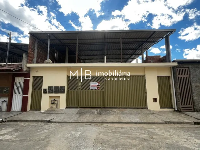 Casa 2 quartos e 2 banheiros, à venda, no bairro São Pedro em Cataguases