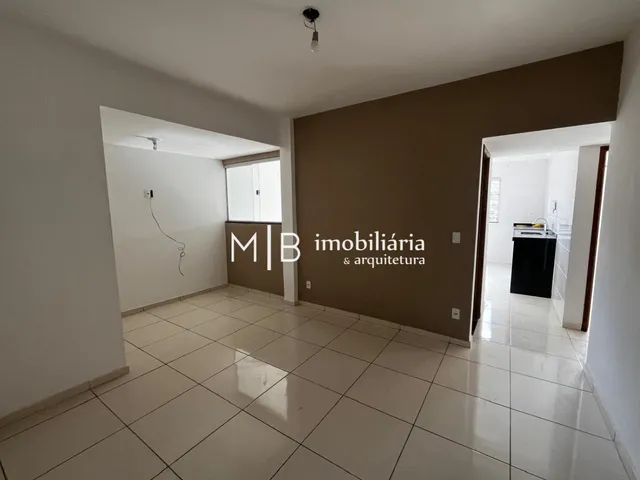 Casa 2 quartos e 2 banheiros, à venda, no bairro São Pedro em Cataguases