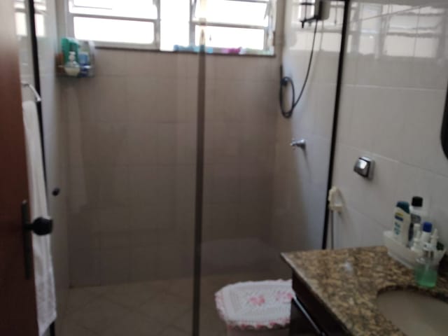 Casa com 250m² 3 quartos e 3 banheiros, à venda, no bairro Vila São Geraldo em Taubaté