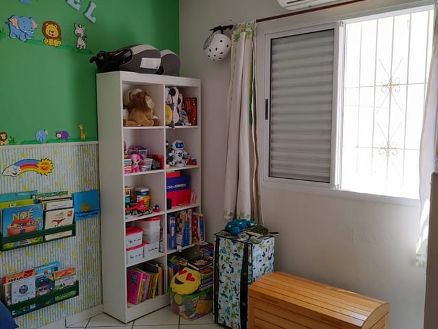 Casa com 250m² 3 quartos e 3 banheiros, à venda, no bairro Vila São Geraldo em Taubaté