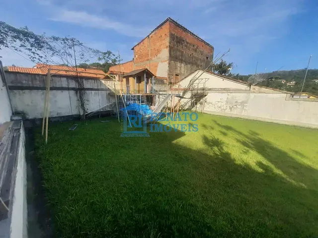 Terreno com 360m², à venda, no bairro Centro em Maricá