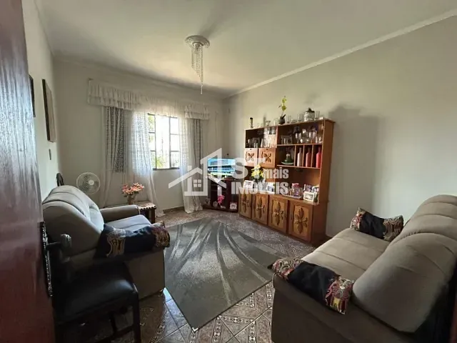 Casa com 300m² 3 quartos e 3 banheiros, à venda, no bairro Jardim Rio Branco em Andradas