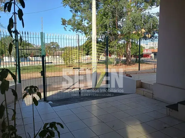 Casa com 267m² 3 quartos e 2 banheiros, para alugar, no bairro Jardim Eugênia em Bauru