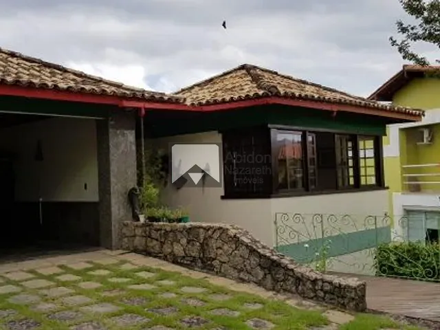 Casa com 780m² 5 quartos e 5 banheiros, à venda, no bairro Piratininga em Niterói