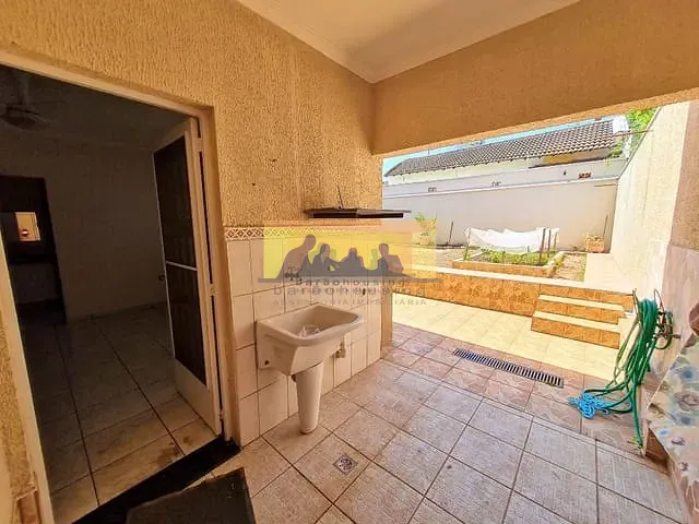 Casa com 250m² 3 quartos e 4 banheiros, à venda, no bairro Bosque de Barão Geraldo em Campinas
