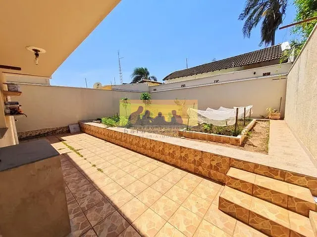 Casa com 250m² 3 quartos e 4 banheiros, à venda, no bairro Bosque de Barão Geraldo em Campinas