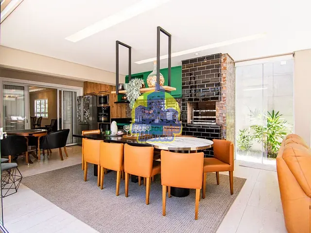 Casa com 360m² 4 quartos e 6 banheiros, à venda, no bairro Jardim São Paulo II em Cotia