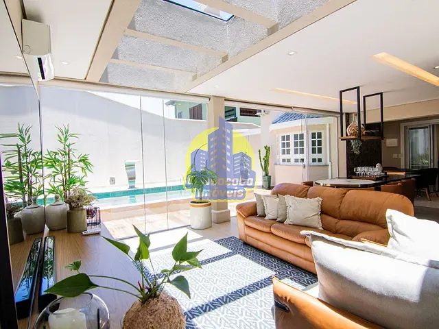 Casa com 360m² 4 quartos e 6 banheiros, à venda, no bairro Jardim São Paulo II em Cotia