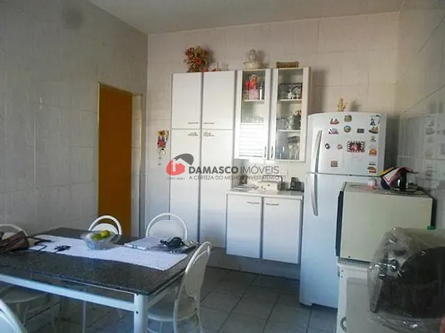 Casa com 150m² 2 quartos e 1 banheiro, à venda, no bairro Osvaldo Cruz em São Caetano do Sul